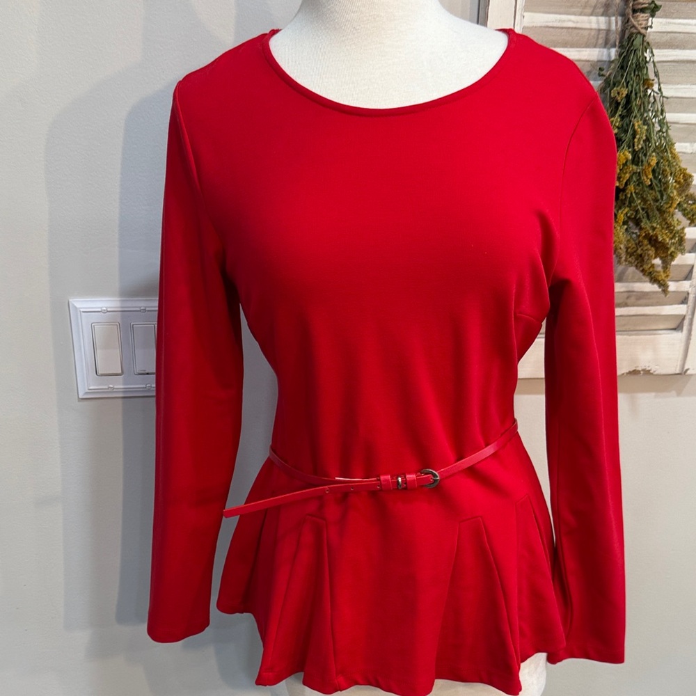 Catherine MaLandrino size large red, beautiful top with the zip up back